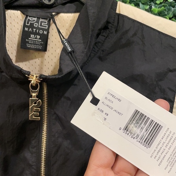 NWT P.E NATION Alliance Jacket in Black - Picture 6 of 11